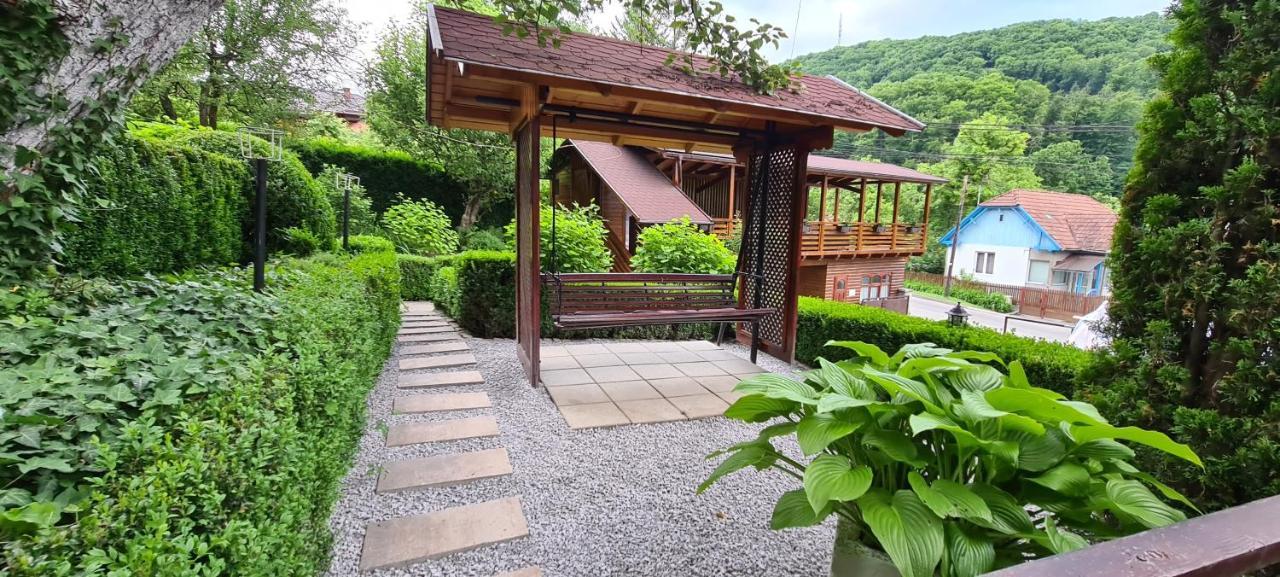 Casa Edy Hotel Szováta Kültér fotó