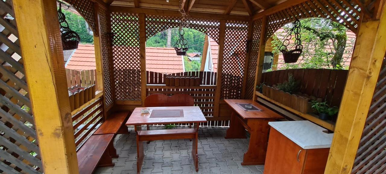 Casa Edy Hotel Szováta Kültér fotó
