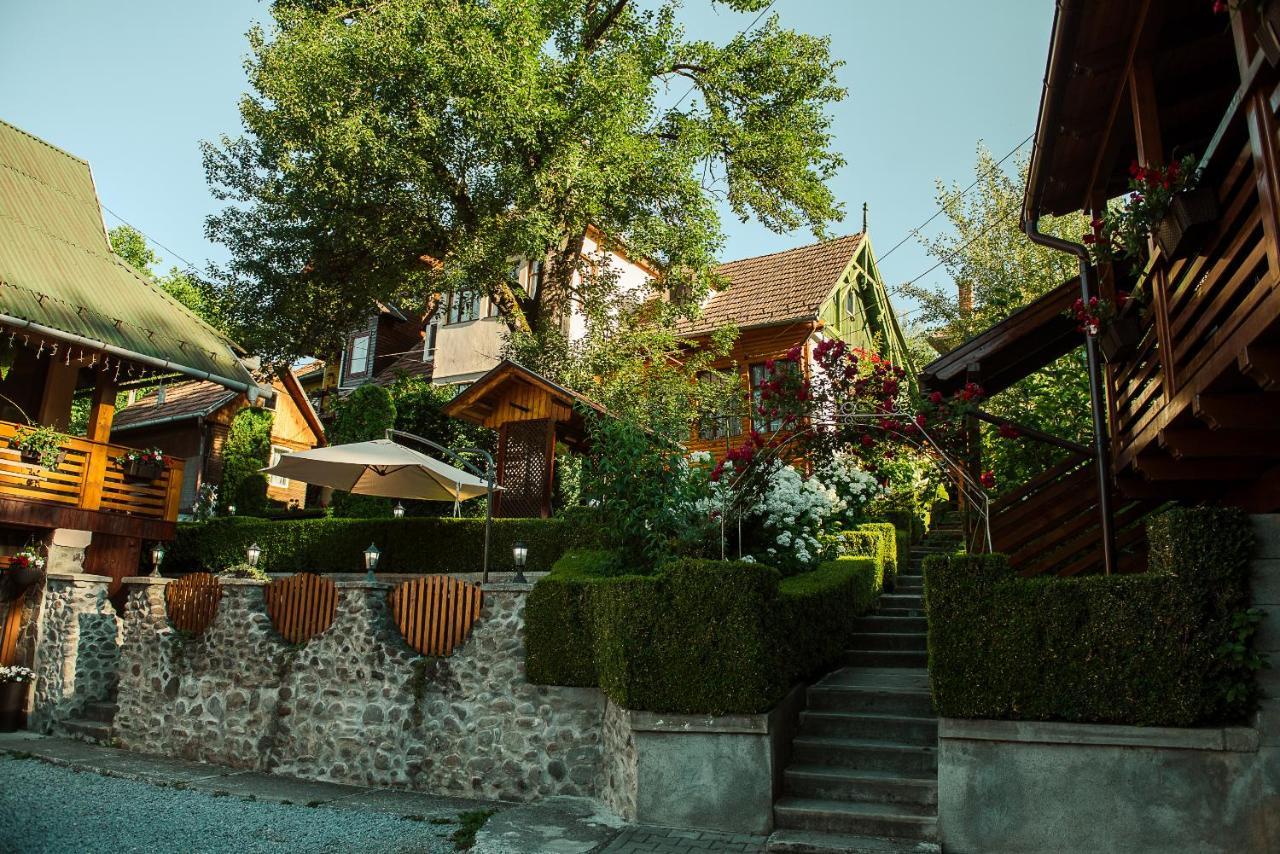 Casa Edy Hotel Szováta Kültér fotó