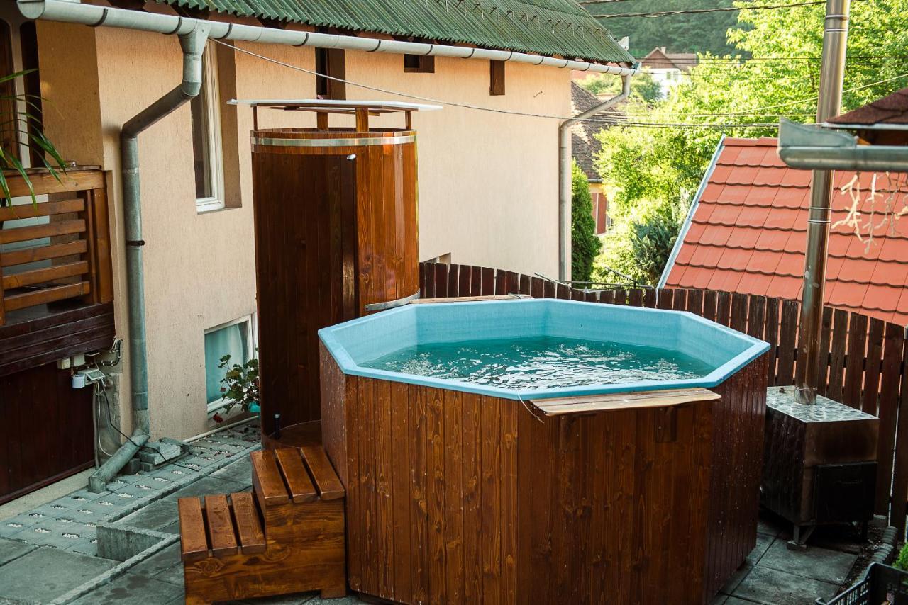 Casa Edy Hotel Szováta Kültér fotó